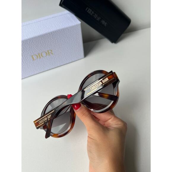 NEW Dior Signature R1U Round Sunglasses in Havana Brown - Picture 6 of 11